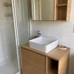 De L'eve: Beachside Family Retreat With Private Parking Saint-Nazaire (Loire-Atlantique)