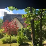 Apartment De L'eve: Beachside Family Retreat With Private Parking *