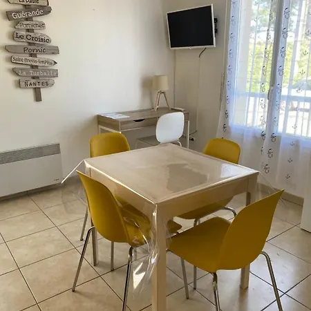 De L'eve - T2 A 380m M Hulot Et Commerces - St Marc Sur Ideal Famille Proche La Baule P0rnichet Avec Parking Prive Apartment Saint-Nazaire (Loire-Atlantique)