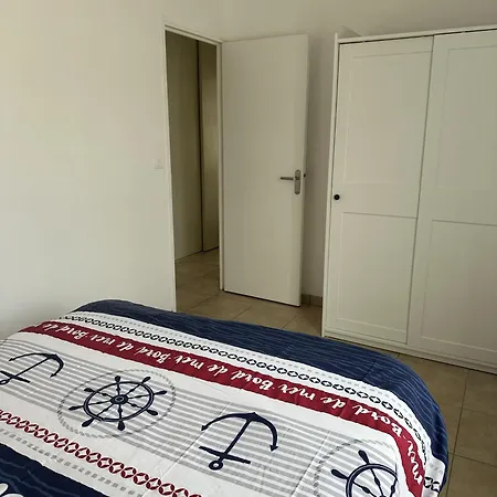 Apartment De L'eve - T2 A 380m M Hulot Et Commerces - St Marc Sur Ideal Famille Proche La Baule P0rnichet Avec Parking Prive Saint-Nazaire (Loire-Atlantique)