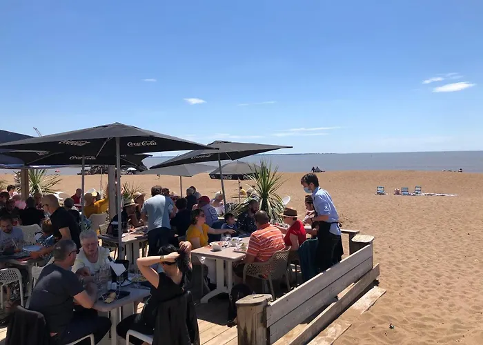 De L'eve - T2 A 380m M Hulot Et Commerces - St Marc Sur Ideal Famille Proche La Baule P0rnichet Avec Parking Prive Apartmán Saint-Nazaire (Loire-Atlantique)